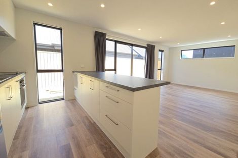 Photo of property in 60 Perendale Road, Jacks Point, 9371