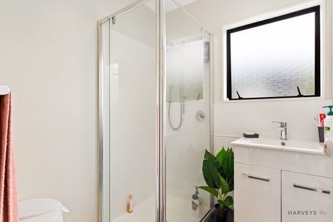 Photo of property in 2/42 Godley Road, Green Bay, Auckland, 0604