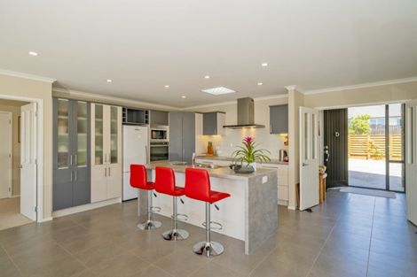 Photo of property in 7 Roseberry Place, Whitianga, 3510