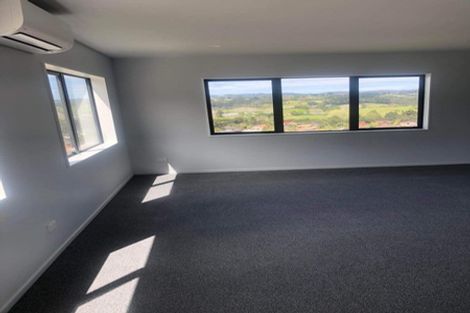 Photo of property in 262a Sturges Road, Henderson, Auckland, 0612