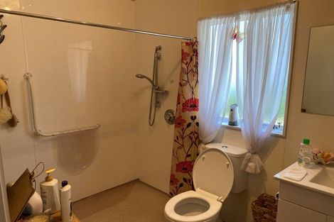 Photo of property in 48 Botanical Road, Takaro, Palmerston North, 4412