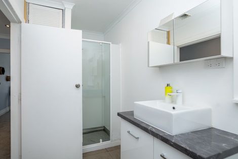 Photo of property in 16 Hardie Grove, Featherston, 5710