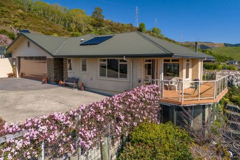 Photo of property in 6 Norfolk Place, Stoke, Nelson, 7011