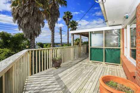 Photo of property in 1/11 Bayview Road, Hauraki, Auckland, 0622