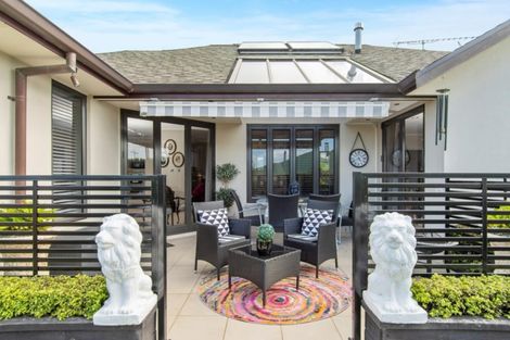 Photo of property in 28 Woodleigh Place, Ohauiti, Tauranga, 3112