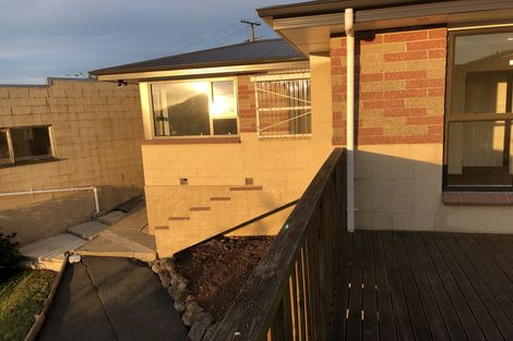 Photo of property in 32 Tomkins Street, Green Island, Dunedin, 9018