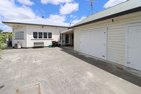 Photo of property in 8 Victoria Street, Carterton, 5713