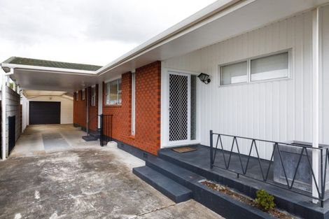 Photo of property in 20 Westhaven Grove, Takaro, Palmerston North, 4412