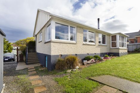Photo of property in 20 Ash Street, Holmes Hill, Oamaru, 9401