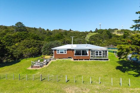 Photo of property in 5114 Te Araroa Road, Hicks Bay, Tikitiki, 4087