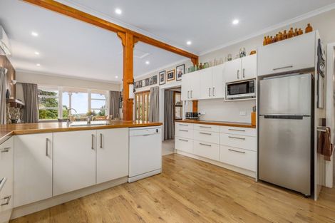 Photo of property in 158 Mangaone Road, Hautere, Otaki, 5582