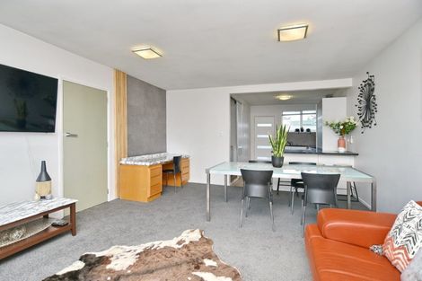 Photo of property in 2/27 Brockworth Place, Riccarton, Christchurch, 8011