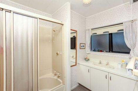 Photo of property in 2/128 Vivian Street, New Plymouth, 4310