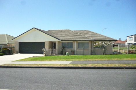 Photo of property in 1 Baird Street, Howick, Auckland, 2014