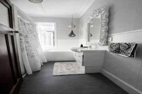 Photo of property in 13 Chester Street, Waverley, 4510