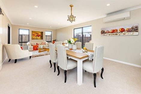 Photo of property in 37 Papareia Road, Karaka, Papakura, 2113