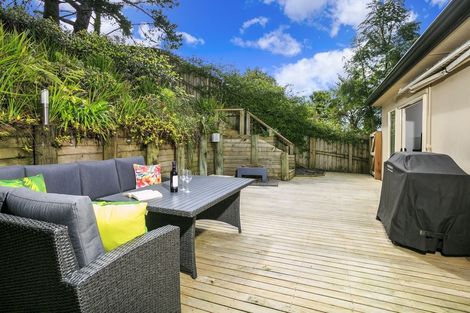 Photo of property in 9 Falstone Lane, Browns Bay, Auckland, 0630