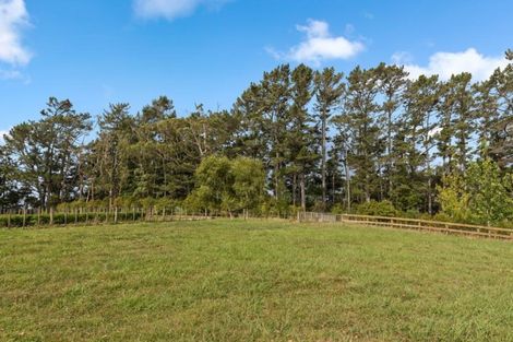 Photo of property in 206 Trigg Road, Kumeu, 0891