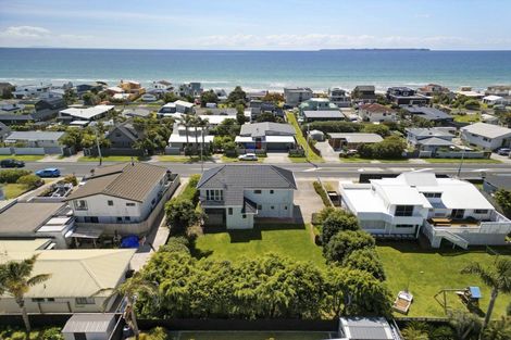 Photo of property in 1134 Papamoa Beach Road, Papamoa Beach, Papamoa, 3118