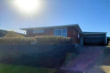 Photo of property in 35 Nevada Drive, Merrilands, New Plymouth, 4312