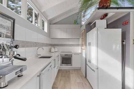 Photo of property in 1/39 Saffron Street, Birkdale, Auckland, 0626