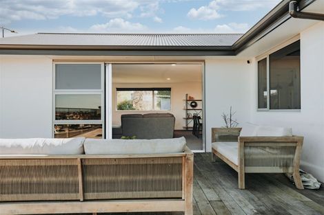 Photo of property in 40 Mcneil Street, Balclutha, 9230