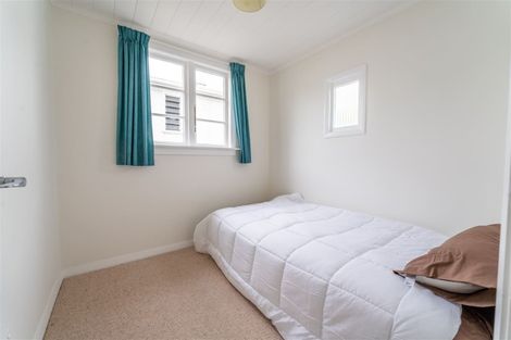 Photo of property in 13 Solway Street, Holmes Hill, Oamaru, 9401