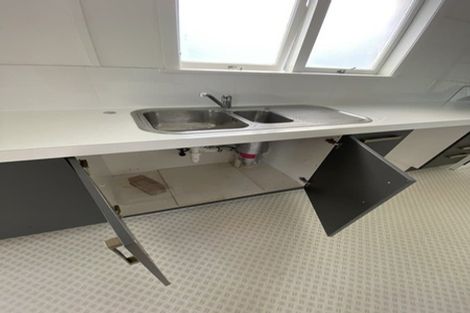 Photo of property in 2/8 Bowling Avenue, Epsom, Auckland, 1023