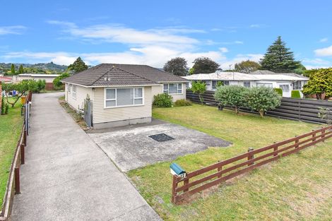 Photo of property in 12 Harper Street, Papakura, 2110