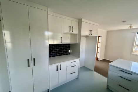 Photo of property in 41 Parrs Cross Road, Henderson, Auckland, 0612