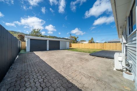 Photo of property in 32 Donnelley Drive, Wainuiomata, Lower Hutt, 5014