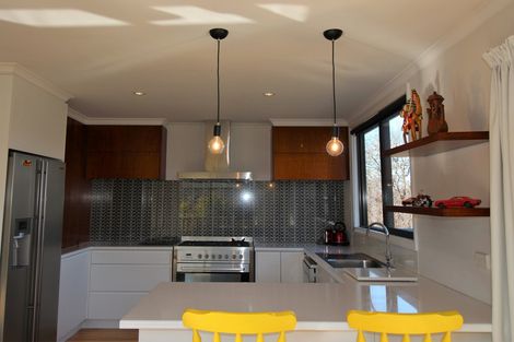 Photo of property in 37 Newcastle Street, Clyde, 9330