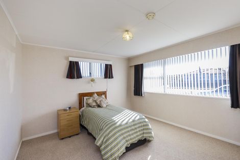 Photo of property in 1/28 Wood Street, Takaro, Palmerston North, 4410