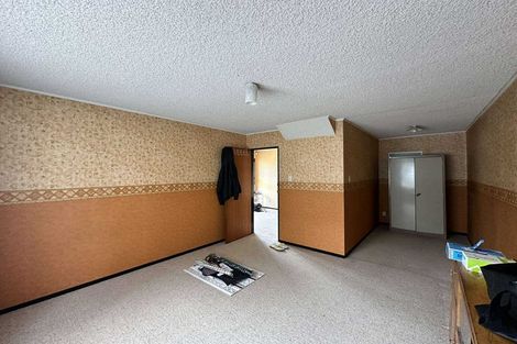 Photo of property in 1 Bishops Glen, Tawa, Wellington, 5028