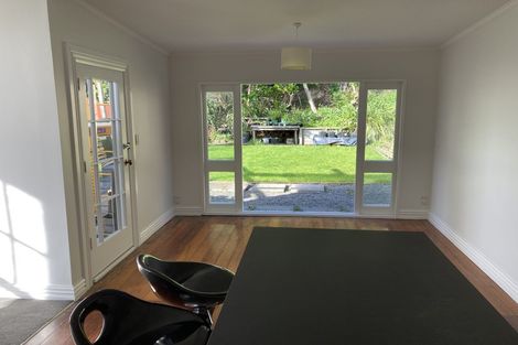Photo of property in 31 Scarborough Terrace, Mount Victoria, Wellington, 6011