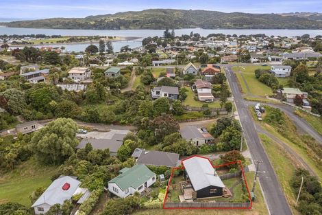 Photo of property in 9 Point Street, Raglan, 3225