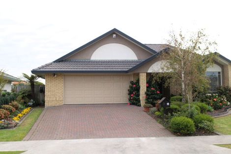 Photo of property in 9 Keswick Close, Northpark, Auckland, 2013