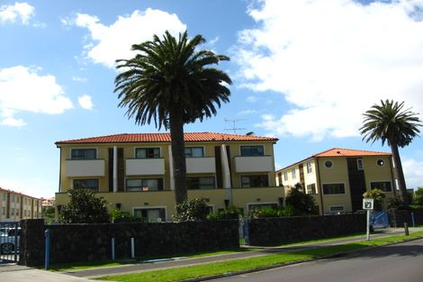 Photo of property in 19/595 Laurie Southwick Parade, Gulf Harbour, Whangaparaoa, 0930