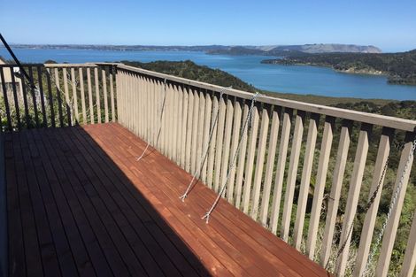 Photo of property in 111 Victory Road, Laingholm, Auckland, 0604