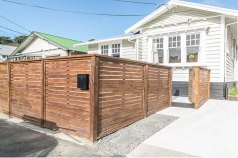 Photo of property in 33 Herald Street, Berhampore, Wellington, 6023