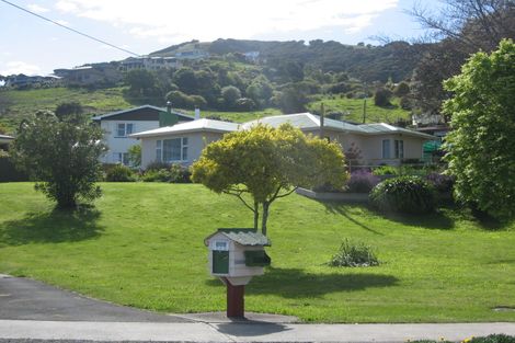 Photo of property in 742 Atawhai Crescent, Atawhai, Nelson, 7010