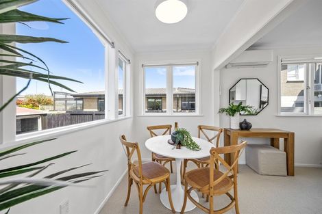 Photo of property in 3 Elizabeth Street, Orewa, 0931