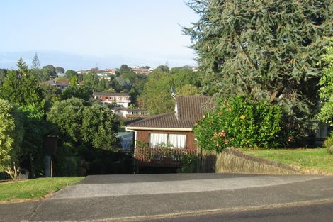 Photo of property in 1/70 Stanaway Street, Hillcrest, Auckland, 0627