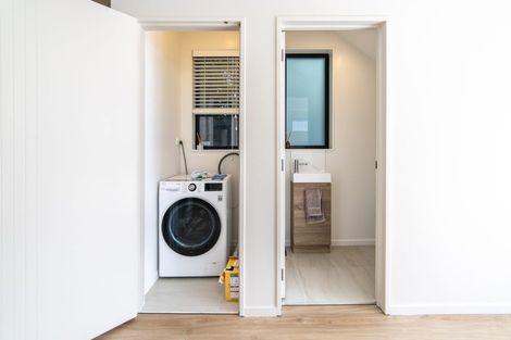 Photo of property in 2/20 Eban Avenue, Hillcrest, Auckland, 0627