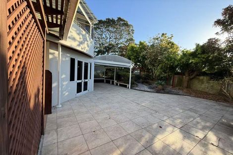 Photo of property in 1/80 Knights Road, Rothesay Bay, Auckland, 0630