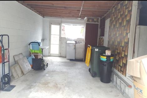 Photo of property in 1/5 Tirimoana Road, Te Atatu South, Auckland, 0602