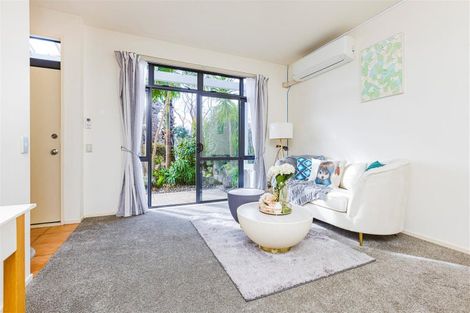 Photo of property in 86/2 Armoy Drive, East Tamaki, Auckland, 2016