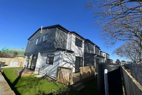 Photo of property in 13a Edinburgh Avenue, Rosehill, Papakura, 2113