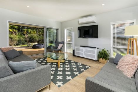 Photo of property in 48 Crabb Fields Lane, Riverhead, 0820