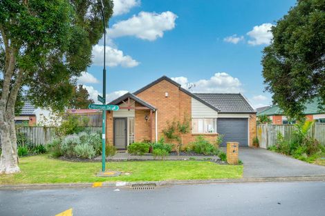 Photo of property in 7 Hibernian Drive, Ranui, Auckland, 0612